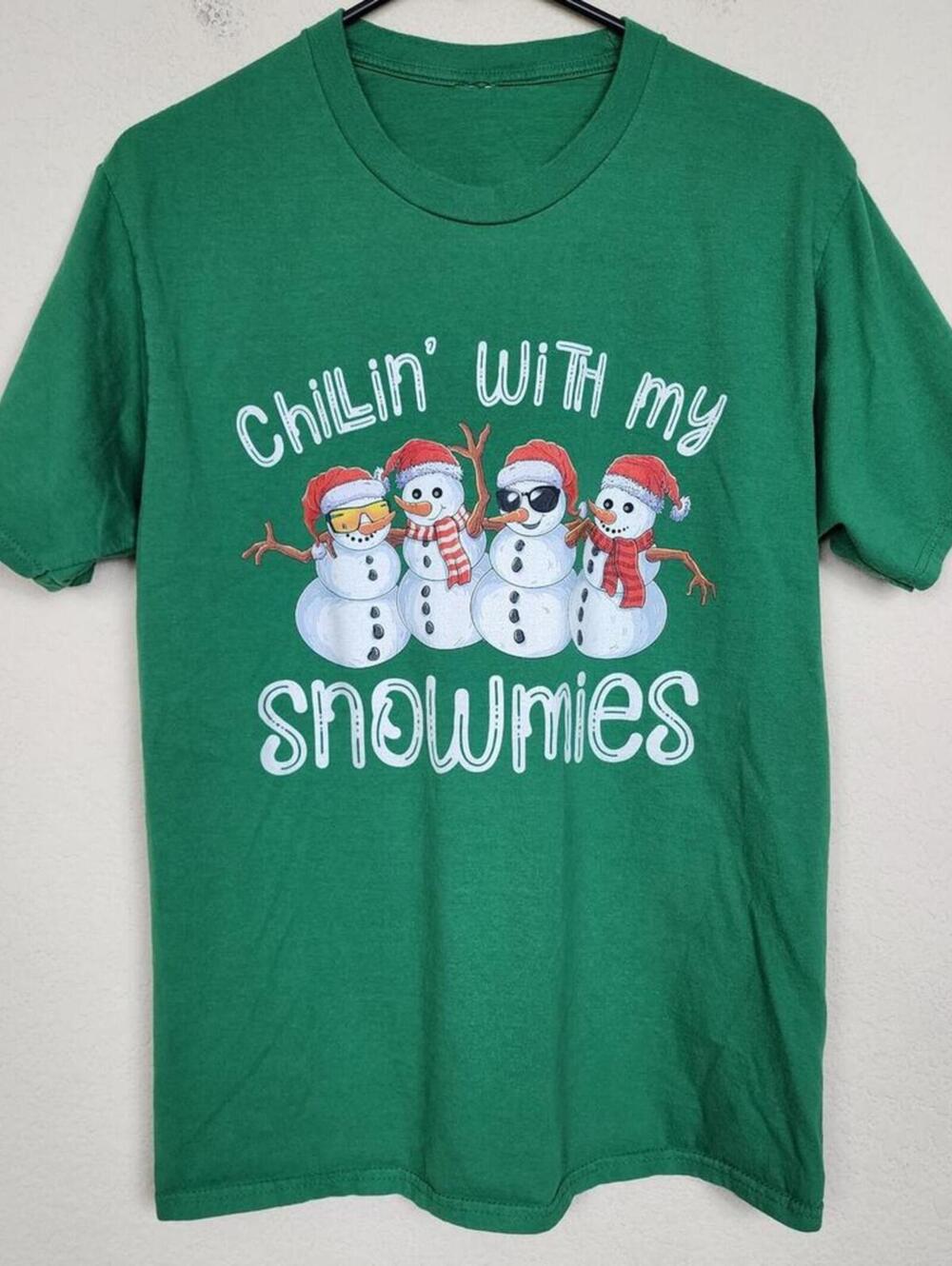 Christmas Chillin With My Snowmies Small Graphic Tee Shirt